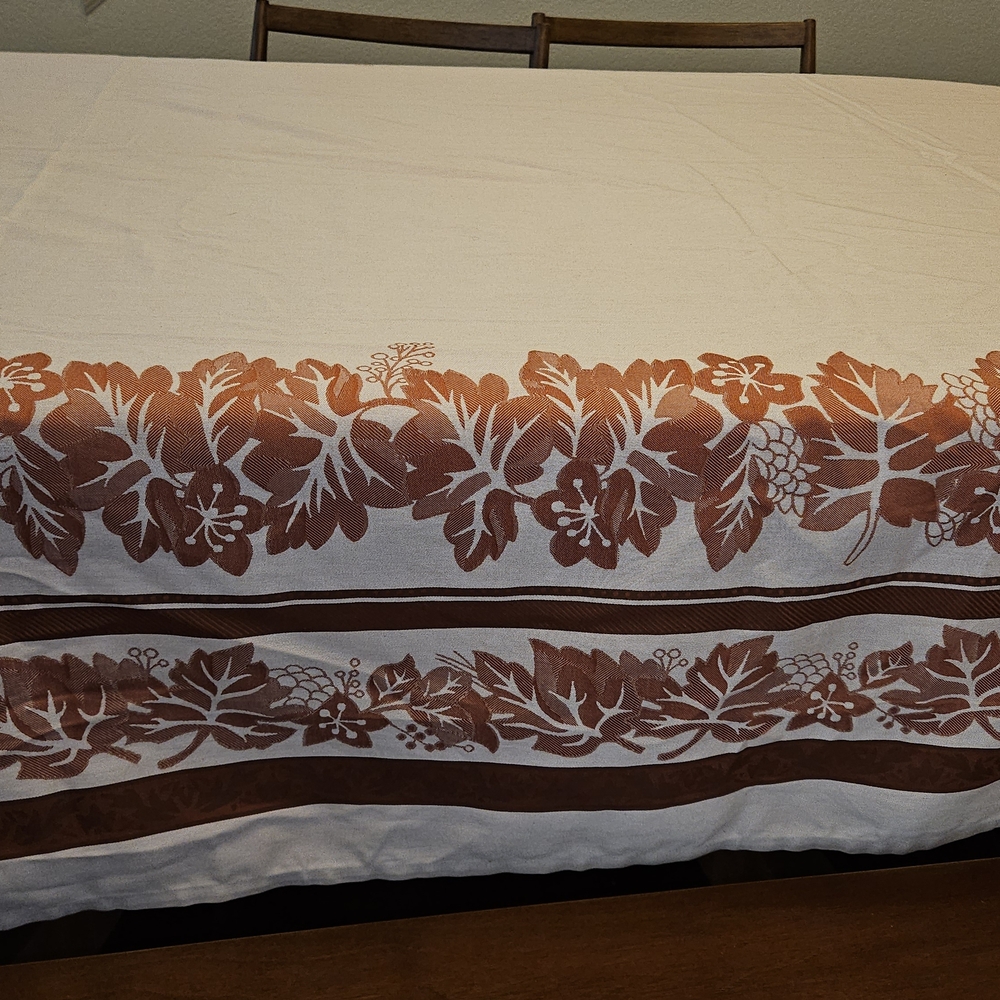 Williams Sonoma Floral Tablecloth Orange and Brown 70×126 Inches - Picture 2 of 7